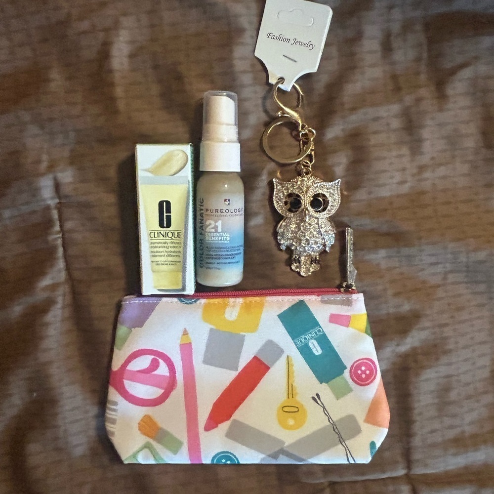 Clinique bag and other items
